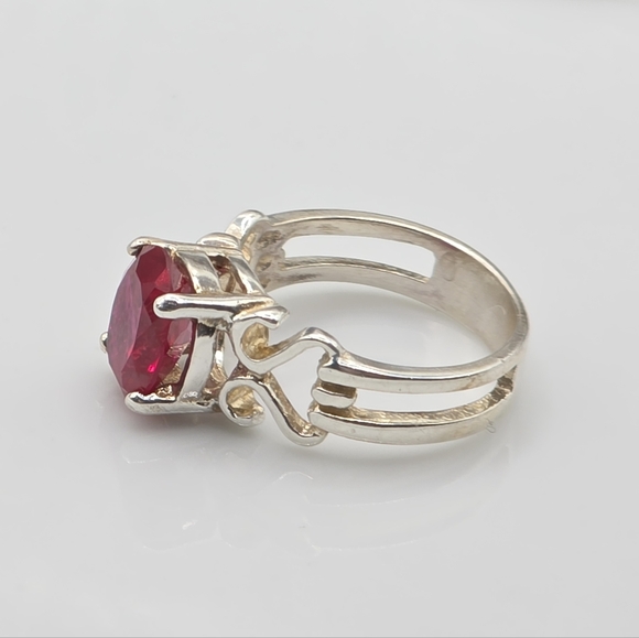 Designer Ruby Ring - Picture 4 of 8